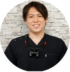 歯科医師 沖殿知彦